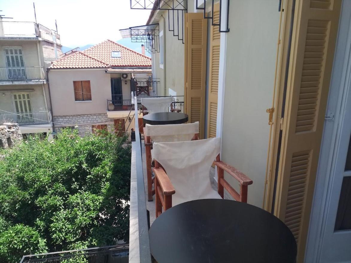 Nafpaktos Apartment And Studios In Port Exteriör bild