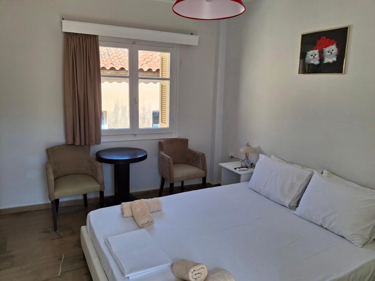 Nafpaktos Apartment And Studios In Port Rum bild