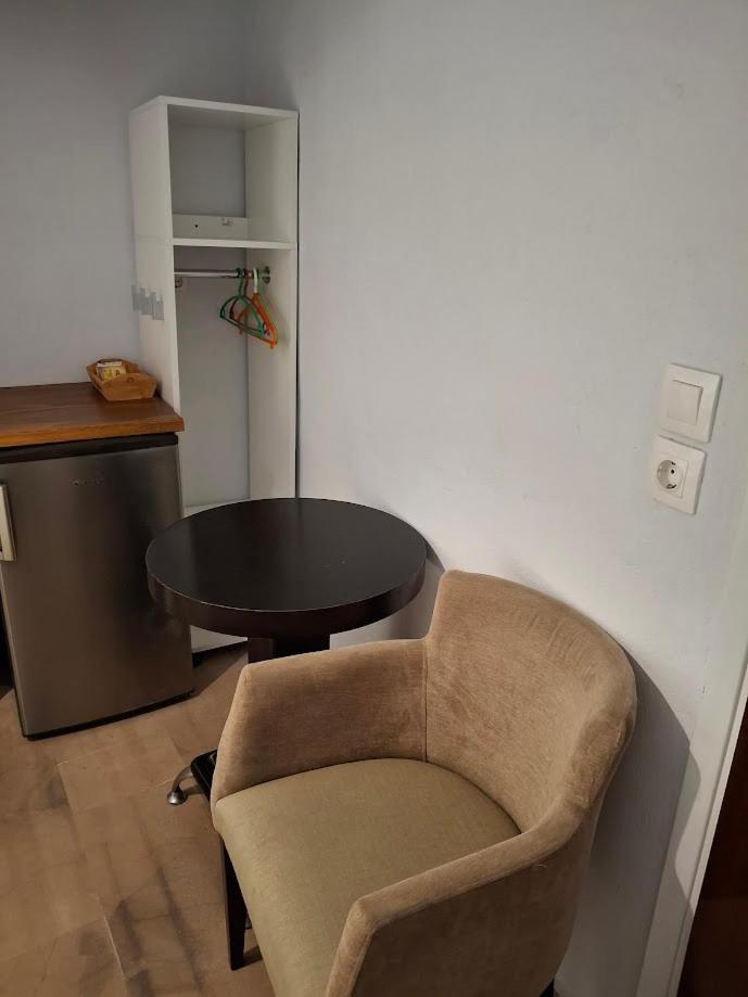 Nafpaktos Apartment And Studios In Port Rum bild